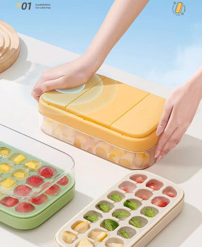 Ice Cube Tray with Lid & One-Touch Release – Easy, Non-Stick Ice Maker